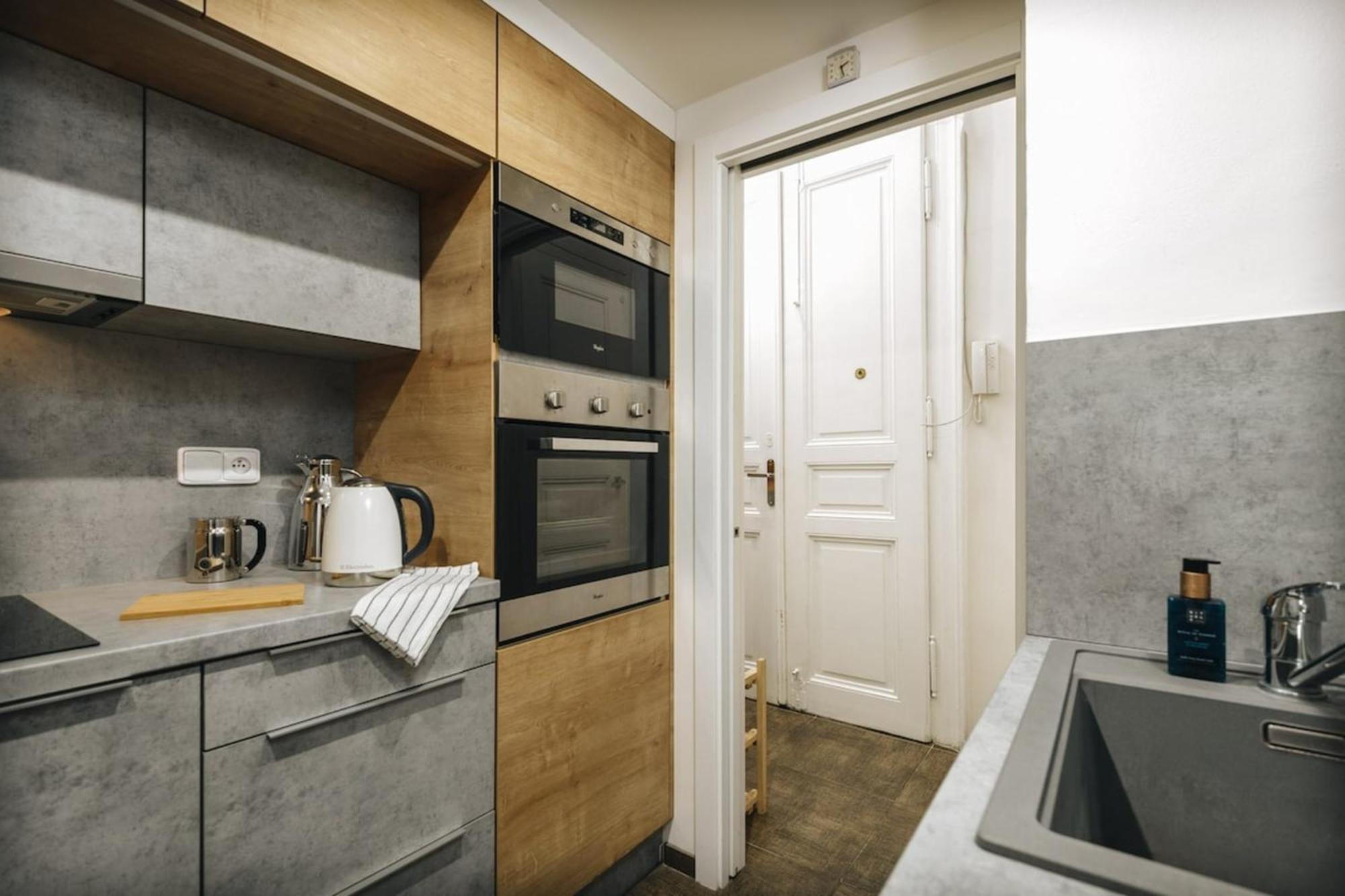 Cozy & Comfortable Apt Walking Anywhere You Want Sen Prague Luaran gambar