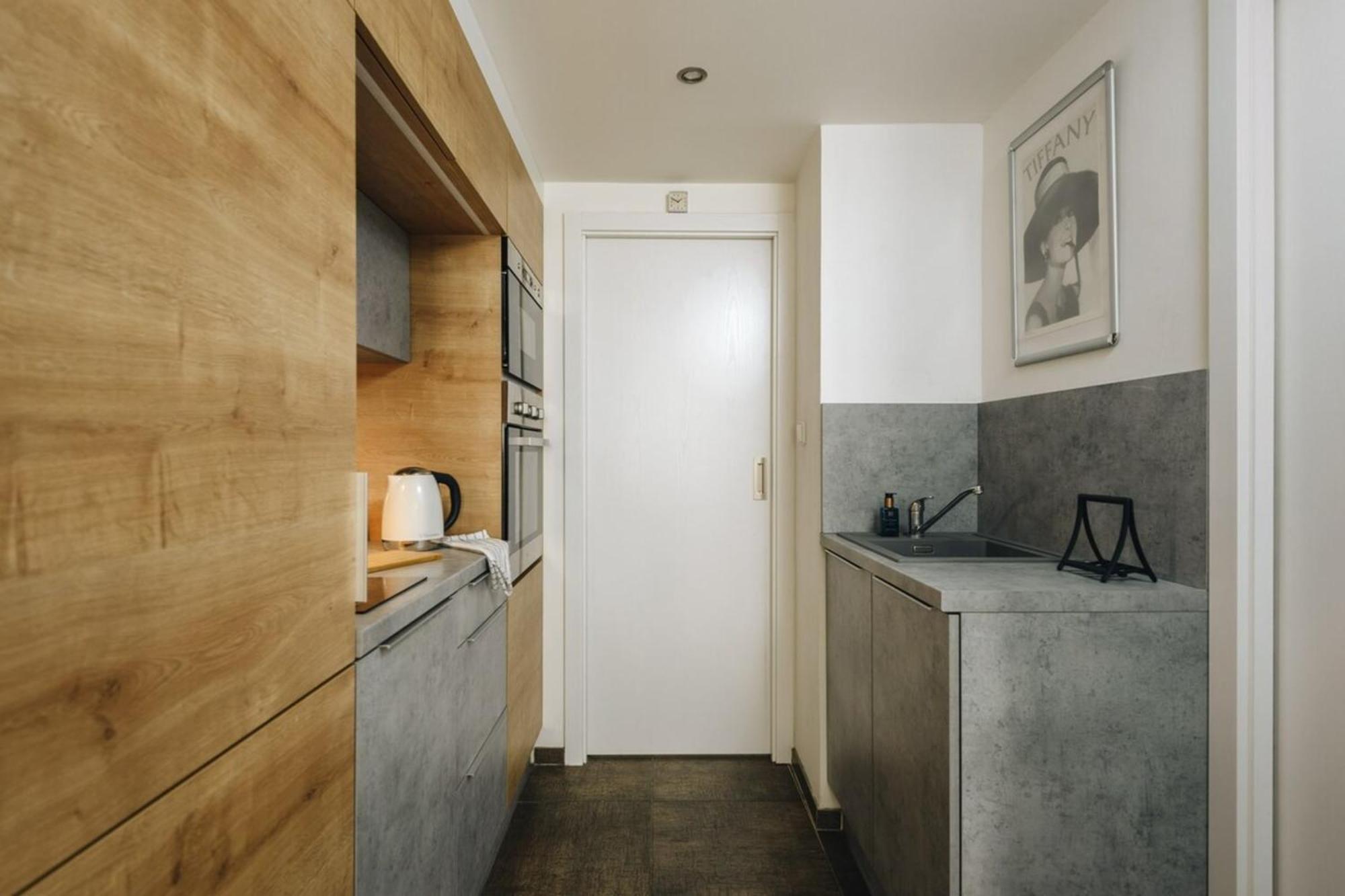Cozy & Comfortable Apt Walking Anywhere You Want Sen Prague Luaran gambar
